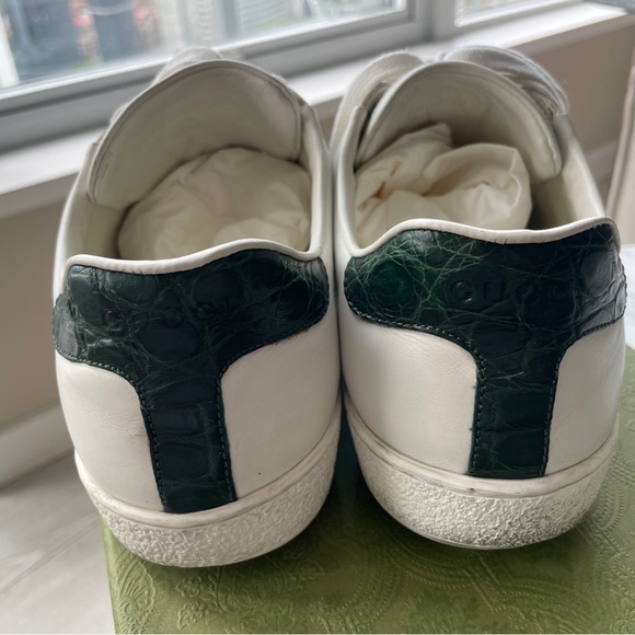 Authentic Gucci Men’s Ace leather runner sneaker - Picture 4 of 10